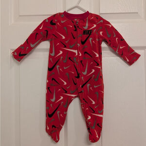 Baby Nike Red Black White Swoosh Fleece Footie 3 Months